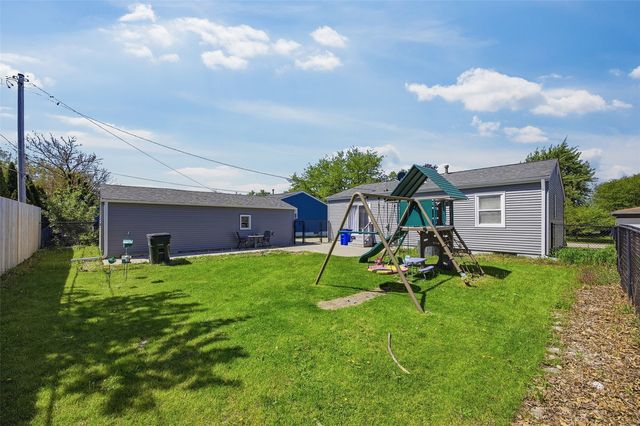 425 Elder Lane NW, Cedar Rapids, IA 52405