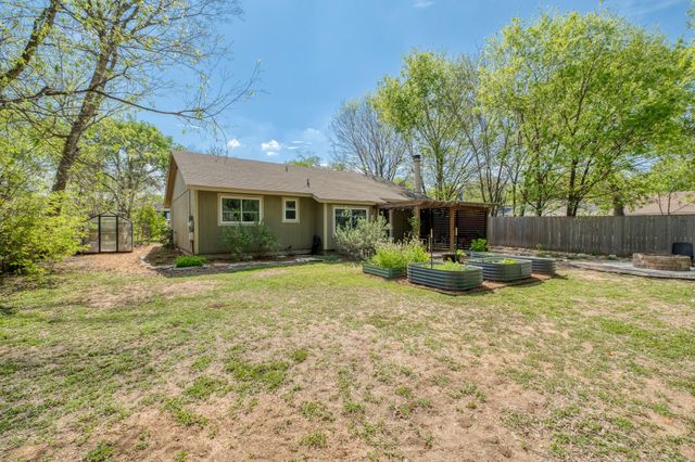 7812 Bixler DR, Austin, TX 78744