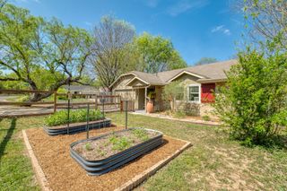 7812 Bixler DR, Austin, TX 78744