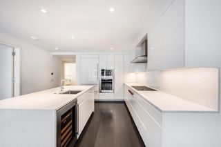 150 Seaport Blvd 12A, Boston, MA 02210