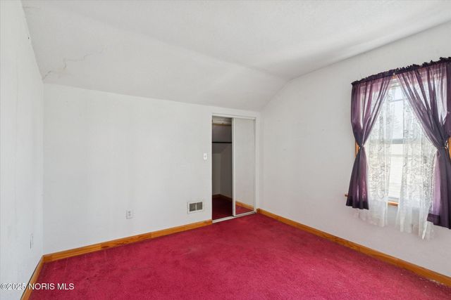 225 E Union Street, Walbridge, OH 43465