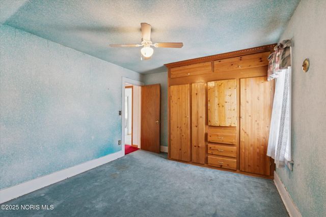 225 E Union Street, Walbridge, OH 43465