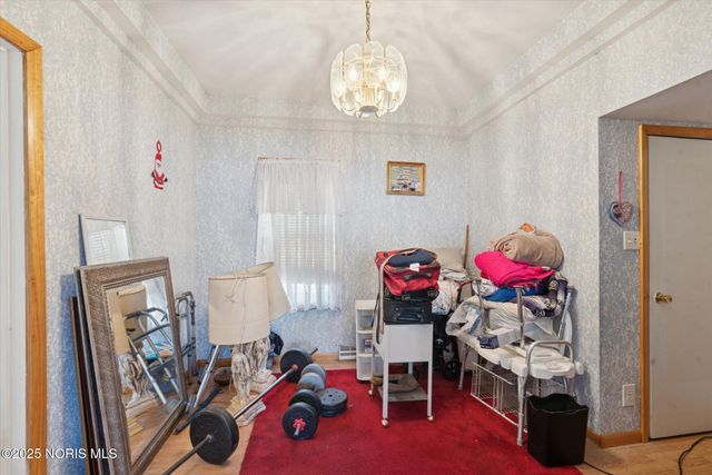 225 E Union Street, Walbridge, OH 43465