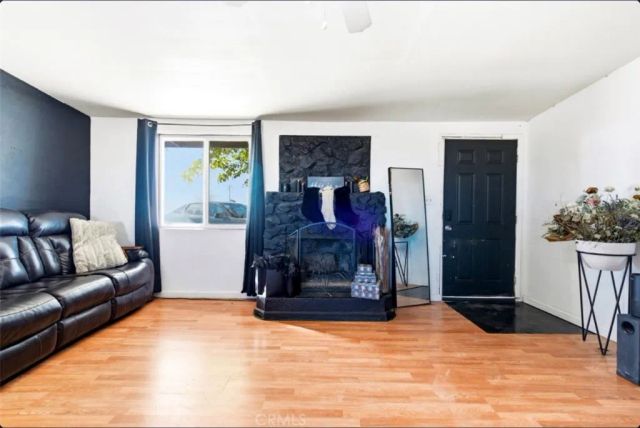 19449 Chamisal, Adelanto, CA 92301