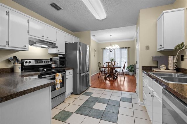 1004 Linlen Avenue, Mobile, AL 36609
