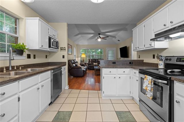 1004 Linlen Avenue, Mobile, AL 36609