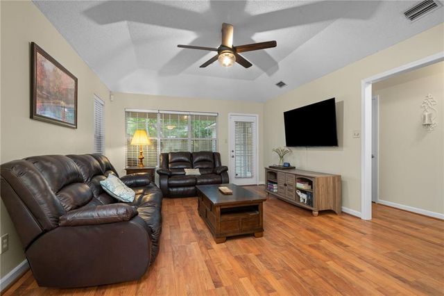1004 Linlen Avenue, Mobile, AL 36609