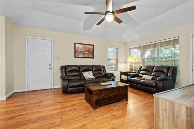 1004 Linlen Avenue, Mobile, AL 36609