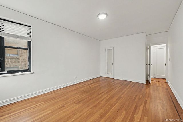 210 Martine Avenue 5K, White Plains, NY 10601