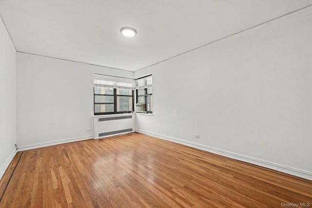 210 Martine Avenue 5K, White Plains, NY 10601
