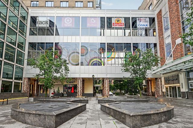 210 Martine Avenue 5K, White Plains, NY 10601