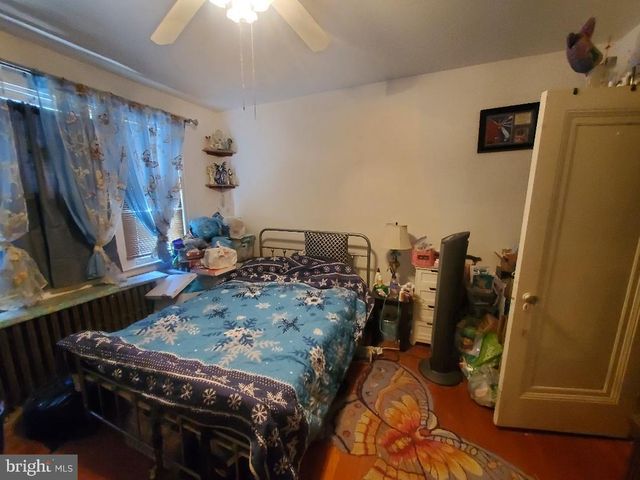 207 AVON RD, Upper Darby, PA 19082