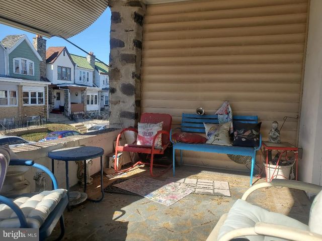 207 AVON RD, Upper Darby, PA 19082