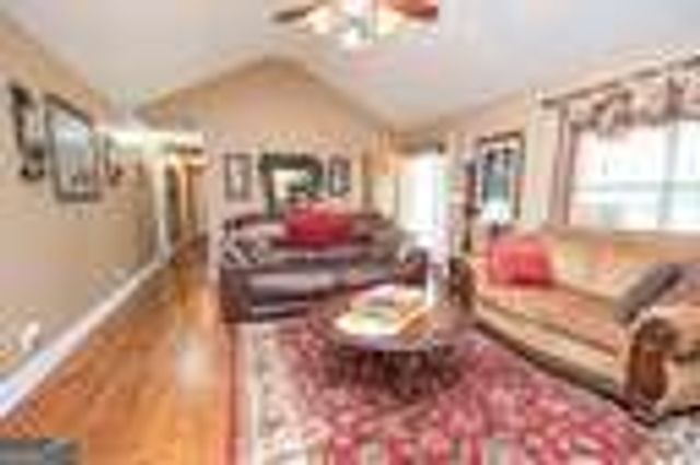 245 Jewel Bluff, Fayetteville, GA 30214