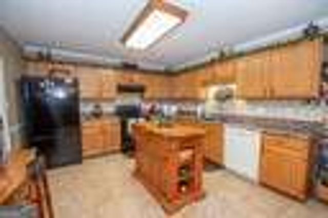 245 Jewel Bluff, Fayetteville, GA 30214