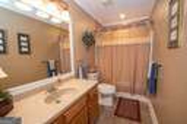 245 Jewel Bluff, Fayetteville, GA 30214