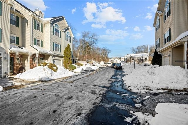 67 N Quinsigamond Ave 23, Shrewsbury, MA 01545