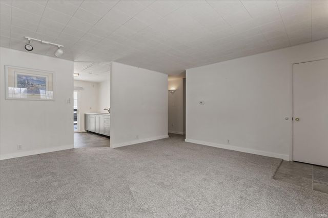 1225 Manchester Drive, South Bend, IN 46615