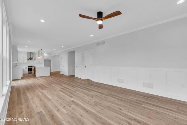 282 Float Avenue, Manahawkin, NJ 08050