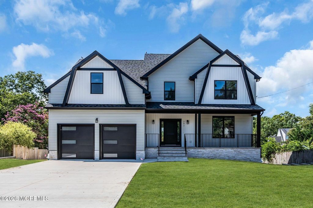 282 Float Avenue, Manahawkin, NJ 08050