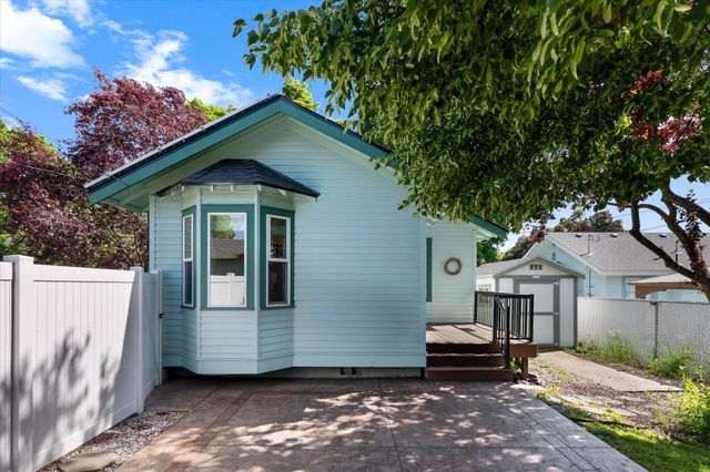 3204 W Fairview Ave, Spokane, WA 99205