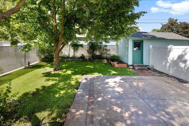 3204 W Fairview Ave, Spokane, WA 99205