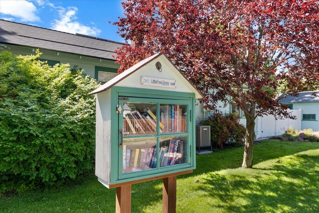 3204 W Fairview Ave, Spokane, WA 99205