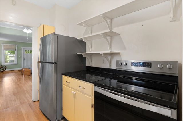 3204 W Fairview Ave, Spokane, WA 99205