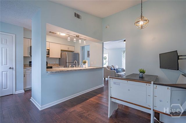 4 Cambridge Court, Savannah, GA 31419