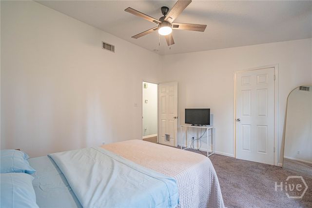 4 Cambridge Court, Savannah, GA 31419