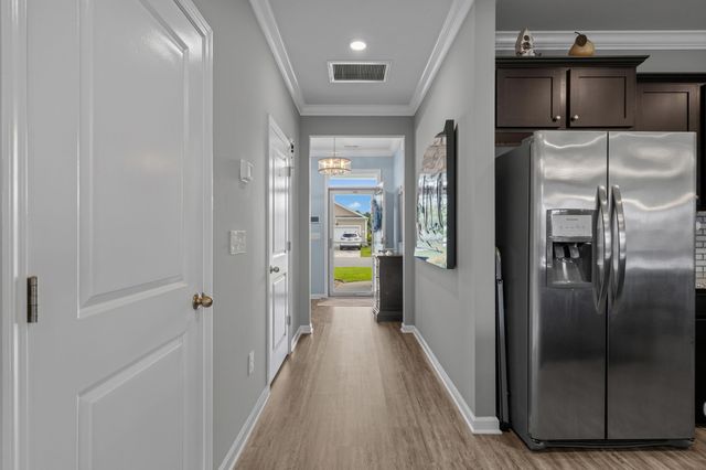 912 Laurens Mill Dr., Myrtle Beach, SC 29579