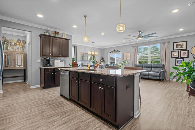 912 Laurens Mill Dr., Myrtle Beach, SC 29579