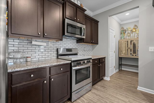 912 Laurens Mill Dr., Myrtle Beach, SC 29579