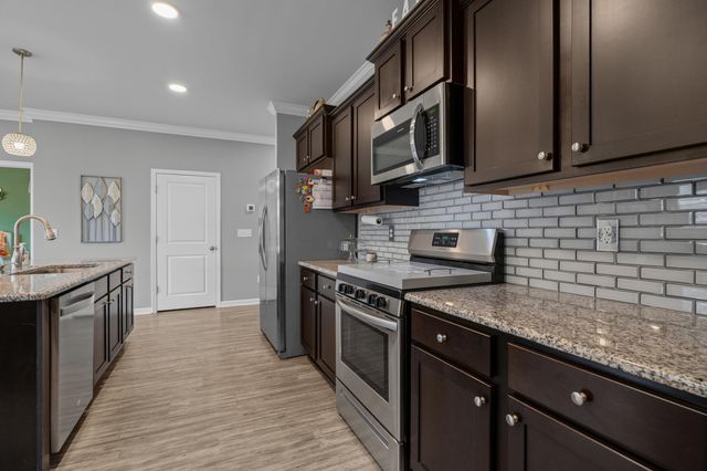 912 Laurens Mill Dr., Myrtle Beach, SC 29579