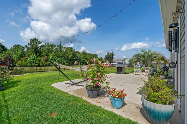912 Laurens Mill Dr., Myrtle Beach, SC 29579