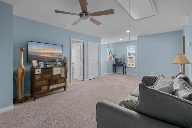 912 Laurens Mill Dr., Myrtle Beach, SC 29579