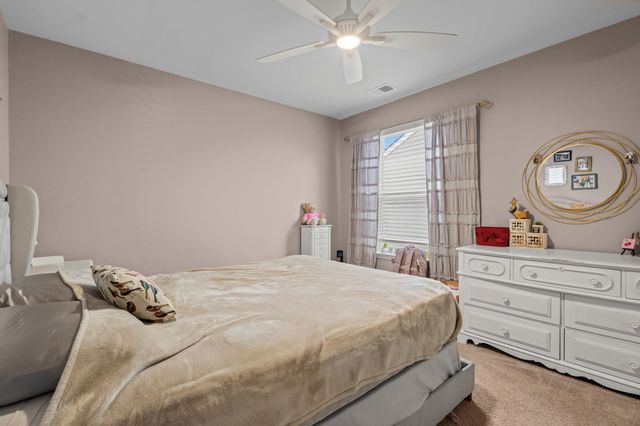 912 Laurens Mill Dr., Myrtle Beach, SC 29579