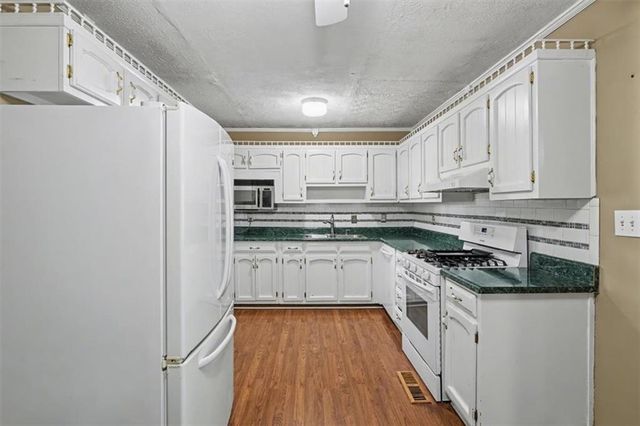 3012 Sasanqua Lane SW, Marietta, GA 30008