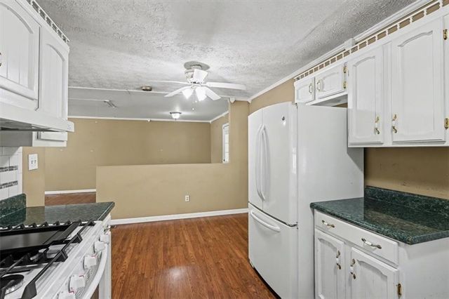 3012 Sasanqua Lane SW, Marietta, GA 30008