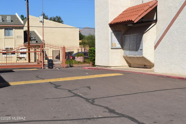 455 W Kelso St Apt 122, Tucson, AZ 85705