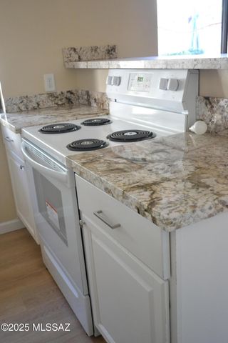 455 W Kelso St Apt 122, Tucson, AZ 85705