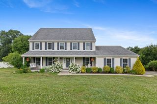 46 Skyview Drive, Colchester, CT 06415