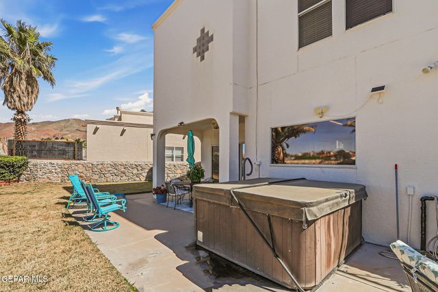 905 VIA DESCANSO Drive, El Paso, TX 79912