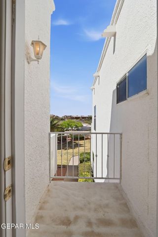 905 VIA DESCANSO Drive, El Paso, TX 79912