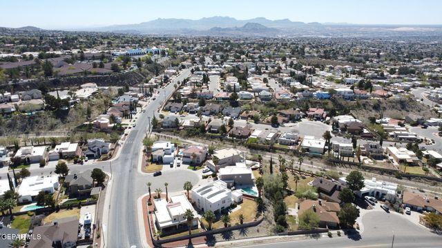 905 VIA DESCANSO Drive, El Paso, TX 79912