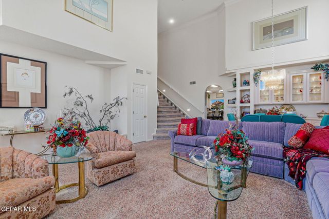 905 VIA DESCANSO Drive, El Paso, TX 79912