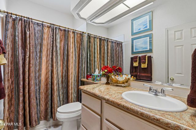 905 VIA DESCANSO Drive, El Paso, TX 79912