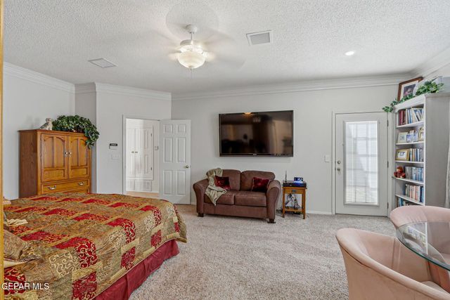 905 VIA DESCANSO Drive, El Paso, TX 79912