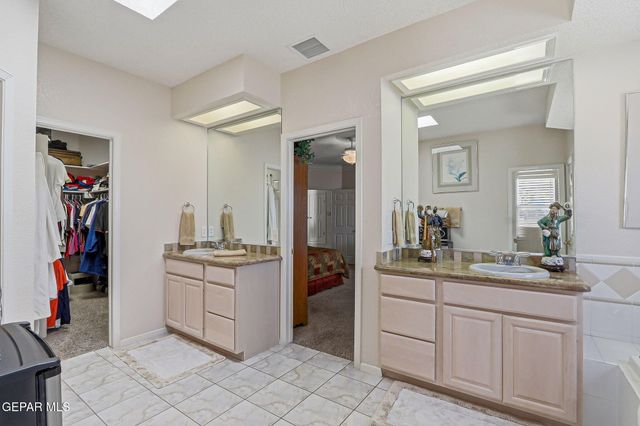 905 VIA DESCANSO Drive, El Paso, TX 79912