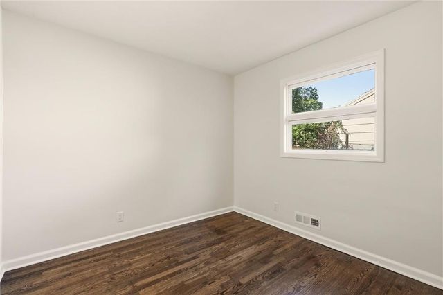 6717 65th Terrace, Mission, KS 66202